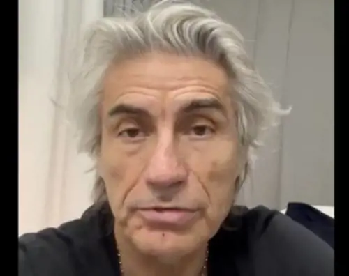 "È malato, non può cantare". E i fan attaccano Ligabue