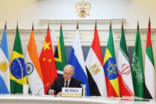 Mosca, Pechino e i Brics tifano per Gaza. "Sì alla Palestina libera e indipendente"