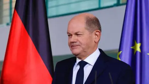 Il semaforo lampeggia: caos Spd, Verdi, Liberali. E Scholz adesso traballa