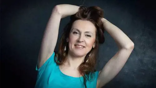 Celebra il Donbass russo. Attrice uccisa dal missile