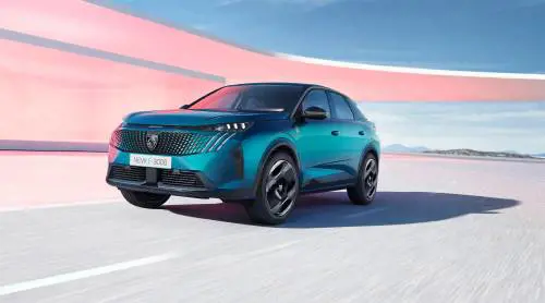 Nuova Peugeot 3008: sarà ibrida ed elettrica, i prezzi e gli allestimenti 