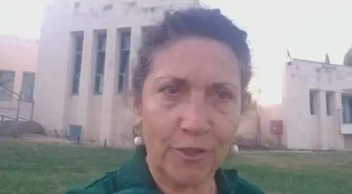 L'israeliana distrugge le femministe pro Palestina: "Hamas ha stuprato bimbe di 4 mesi" - VIDEO