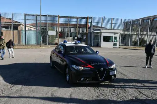 Gli abbracci e le lacrime. Così si è svolto il primo incontro tra Turetta e i genitori