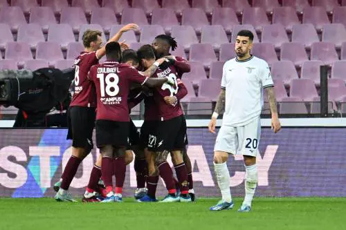 La Salernitana ribalta la Lazio in undici minuti e conquista la prima vittoria in campionato