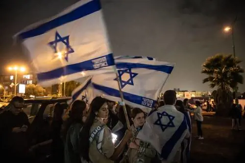 Il futuro della guerra ruota intorno ai rapiti. Hamas tenta il bluff, il pugno duro di Bibi