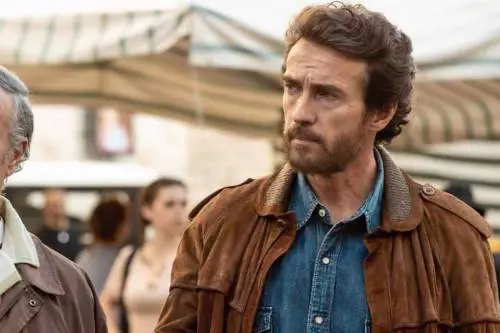 La fiction sulle indagini "empatiche": in tv debutta "Il metodo Fenoglio"