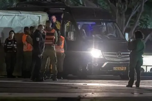 Nei tunnel con pane e acqua: così gli aguzzini di Hamas hanno trattenuto gli ostaggi