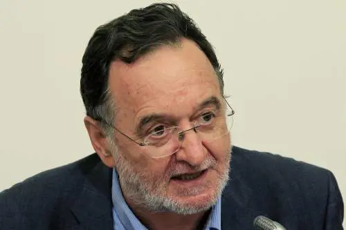 La vendetta greca: "Crisi Germania? Venda le isole, lo diceva a noi..."