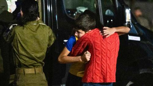 Eitan, il bimbo ebreo costretto da Hamas a rivedere il film dei massacri