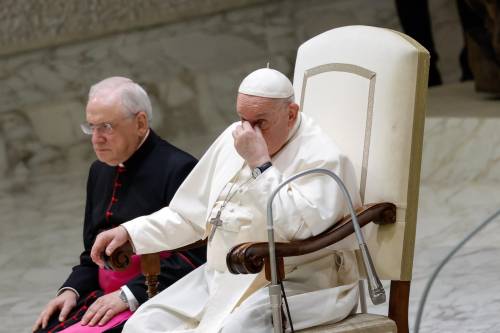 "Servirà molto riposo": ecco come sta davvero il Papa