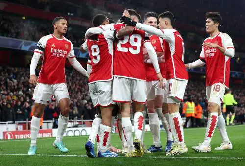Champions, Arsenal incontenibile. Il Siviglia è fuori, Onana ne combina un'altra e inguaia lo United
