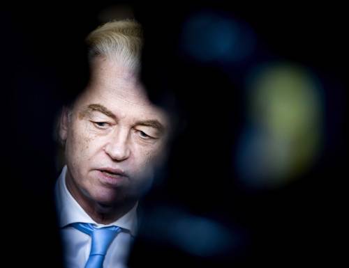 Wilders salta l'evento della Lega: la sinistra parla di flop, ma la verità è un'altra