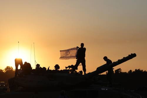 Nella base di Tze'elim i riservisti impazienti: "Aspettiamo l'ordine di distruggere Hamas"