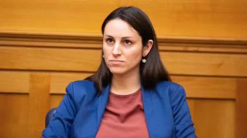 Il valzer di Eleonora, da grillina a green. L’accusatrice che ora guarda a Di Battista