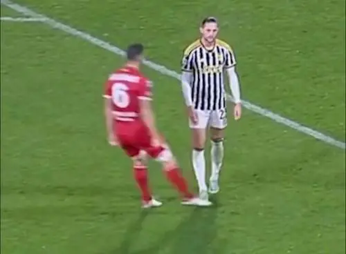 "Impara a...". La lezione di Rabiot a Gagliardini dopo Monza-Juventus