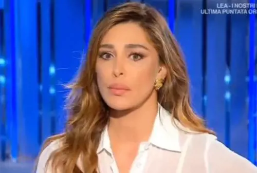 "Stefano mi ha tradita, sono andata in depressione". La verità di Belen Rodriguez a Domenica In