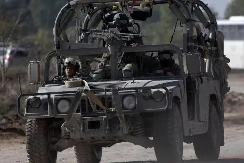 Assedio a Khan Younis: è guerra anche nel Sud. L'avviso ai capi Hamas: "Arrendetevi o morirete"