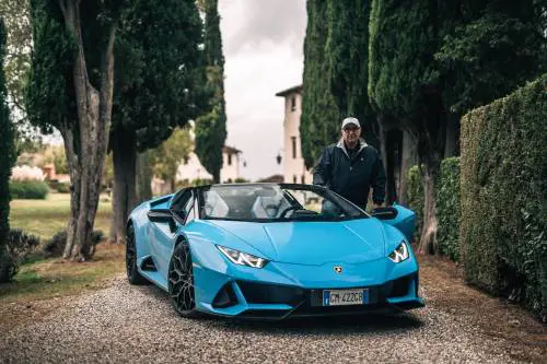 Addio rombante V10, con Lamborghini Huracàn per celebrare il mito