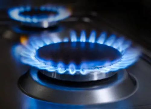 Addio al mercato tutelato del gas, più tempo per l'elettricità: ecco cosa succede