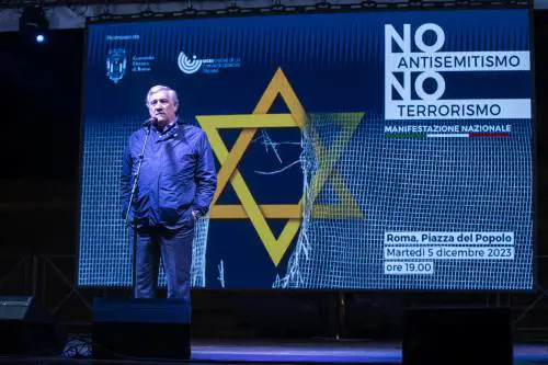 La sinistra in extremis nella piazza pro Israele