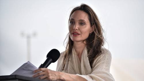 "Voglio lasciare Hollywood": la drastica decisione di Angelina Jolie