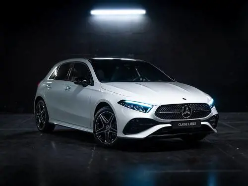 Una Mercedes Classe A ispirata alla PlayStation 5
