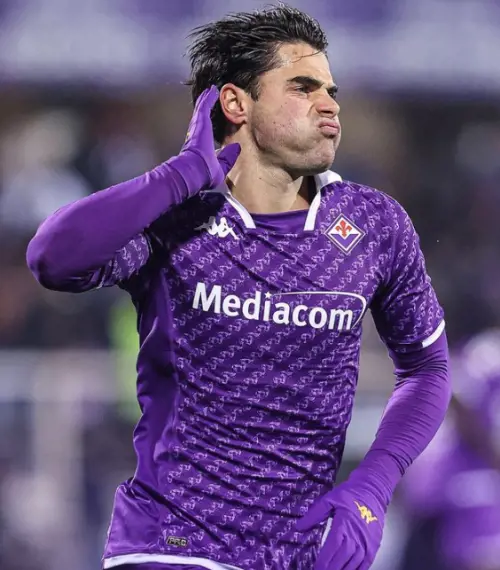 Sottil firma l'assist a Nzola e s'incarica del rigore della rimonta viola (via Acf Fiorentina)