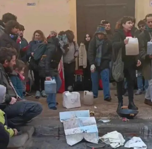 La protesta di Ultima Generazione a Bologna