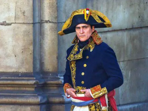 "Ha sputato sui francesi...". Bufera senza fine sul Napoleone di Ridley Scott