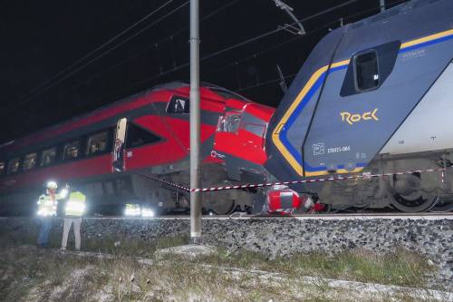 Tamponamento tra due treni, 17 feriti. Si muove Salvini: accertare subito le cause