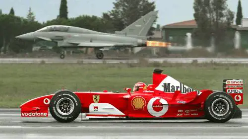 Eurofighter vs Ferrari. "Quel giorno vinsi io ma Schumi mi stregò"