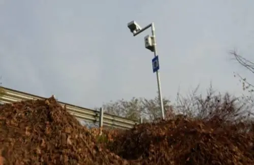 Autovelox, alcune app possono segnalarli: ecco quali sono e come funzionano