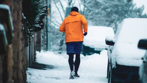 Perché allenarsi al freddo (e all’aperto) dà maggiori benefici