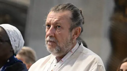Migranti, il Viminale chiede i danni a Casarini