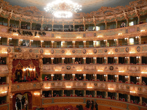 20 anni fa La Fenice risorgeva dalle sue ceneri