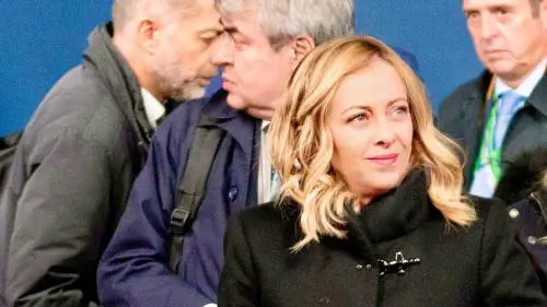 Meloni: "Non posso dare l'ok a un patto che nessun governo potrebbe rispettare"