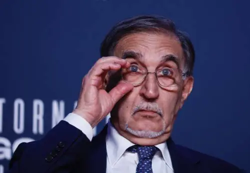 “I giudici non possono sostituire il potere politico”. La Russa striglia le toghe rosse
