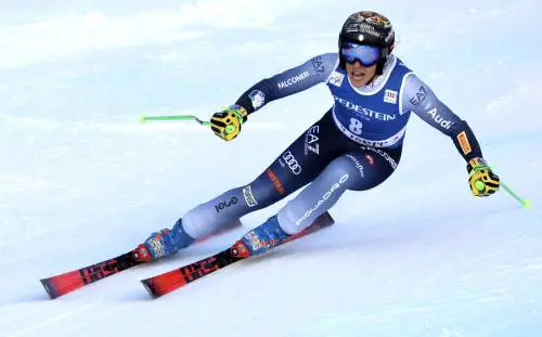 Sci, meravigliosa Brignone: trionfa nel SuperG in Val d'Isere. Terza Goggia