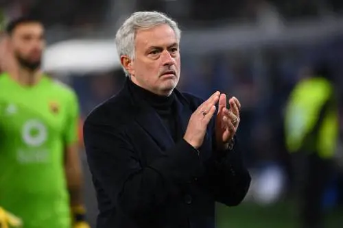 Mourinho a gamba tesa sull'affare Huijsen