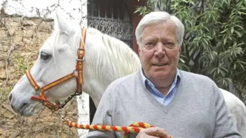 "Erede Hermès irretito dal domestico"
