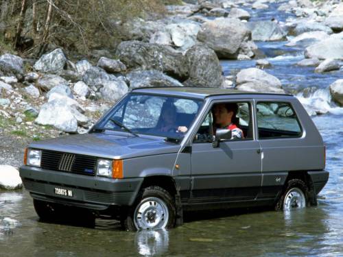 Panda, l'auto più amata dagli italiani