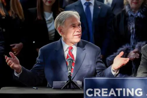 Clandestini, "muro" del Texas. Irregolari come criminali: possibile arresto ed espulsione