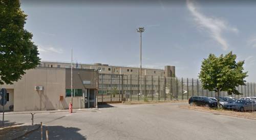 Orrore nel carcere di Viterbo: bulgaro uccide a mani nude il compagno di cella