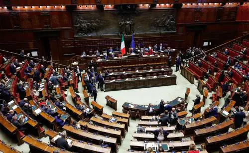 Mes, la Camera respinge l'autorizzazione: no alla ratifica