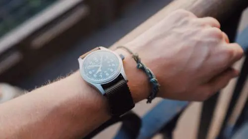 Orologi per lui a meno di 25 euro: 7 modelli imperdibili