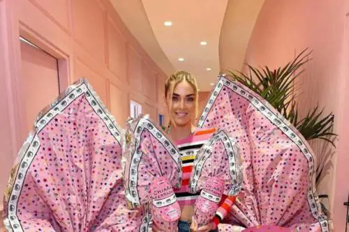 Chiara Ferragni, il pm di Milano indaga anche sul caso delle uova di Pasqua