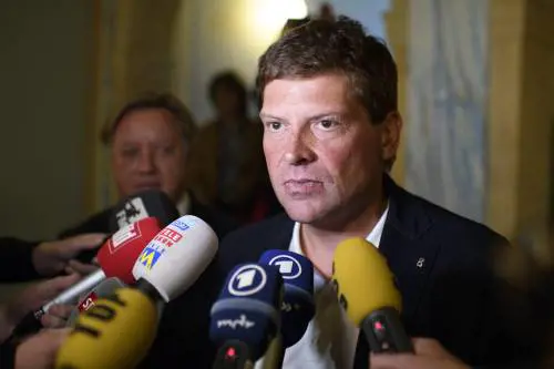 "Fumate 700 sigarette in un giorno". Ullrich, la vita spericolata del "Kaiser"