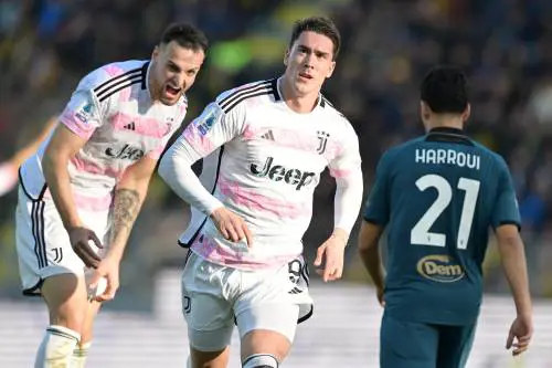 La Juve sbanca Frosinone 2-1: Yildiz e Vlahovic regalano i tre punti ai bianconeri