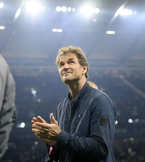 Motosega contro il tetto dei vicini: condanna per l'ex Milan Lehmann