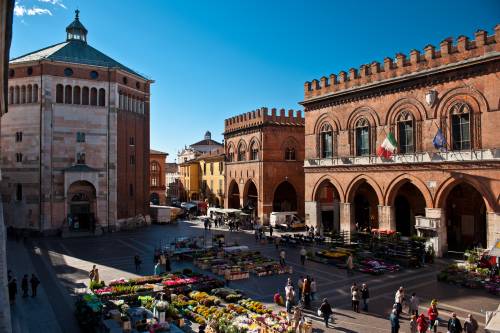 Cresce il turismo a Cremona tra cultura con Stradivari e sapori tradizionali